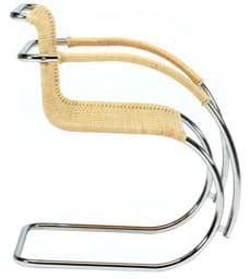 Mies van der Rohe Cantilever Cane Freischwinger mit Armlehnen (1927)  के लिए विवरण दिखाएं Mies van der Rohe Cantilever Cane Freischwinger mit Armlehnen (1927)  की तस्वीर