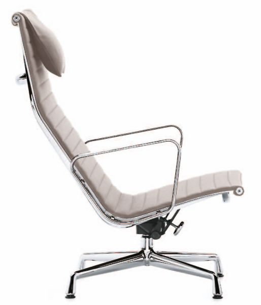 Obrázek Charles Eames Aluminium Group Chair EA 124 (1958)