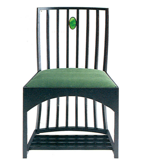 Gamintojo Charles R. Mackintosh kėdė (1904 m.) nuotrauka