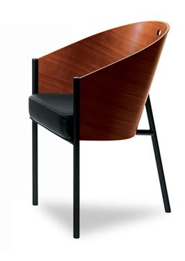 菲利普-斯塔克（Philippe Starck）设计的科斯特椅（1984 年的图片