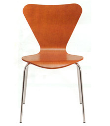 Arne Jacobsen sandalye (1952) resmi